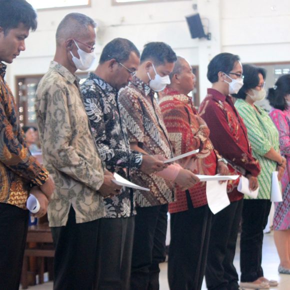 Pelantikan Panitia Pembangunan Taman Makam GKRU