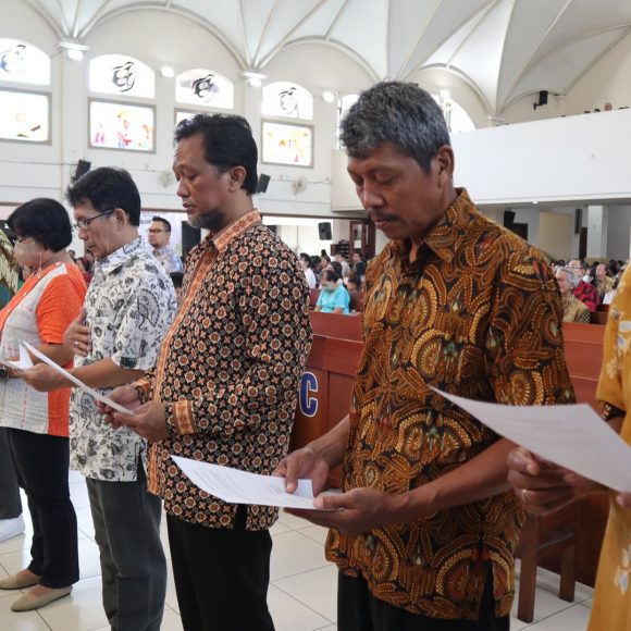 Pelantikan Panitia Pembangunan Taman Makam GKRU