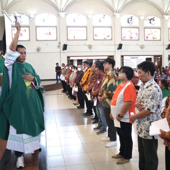 Pelantikan Panitia Pembangunan Taman Makam GKRU